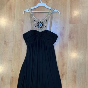 Beautiful BRAND NEW Black Floor length Gown